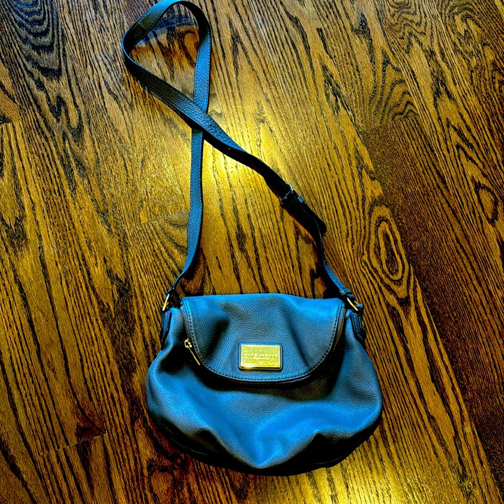 Marc Jacobs Gray crossbody purse